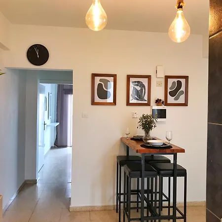 Apartment Apt On The Street Of Bars&nightclubs In 12 Ayia Napa