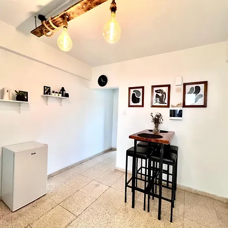 公寓 Apt On The Street Of Bars&nightclubs In 12